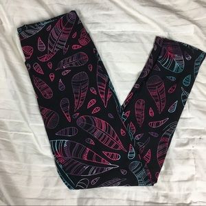 NWT Charlie’s Project Feather Leggings 4-14